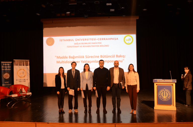 Üsküdar University academics took part in the Substance Addiction Symposium