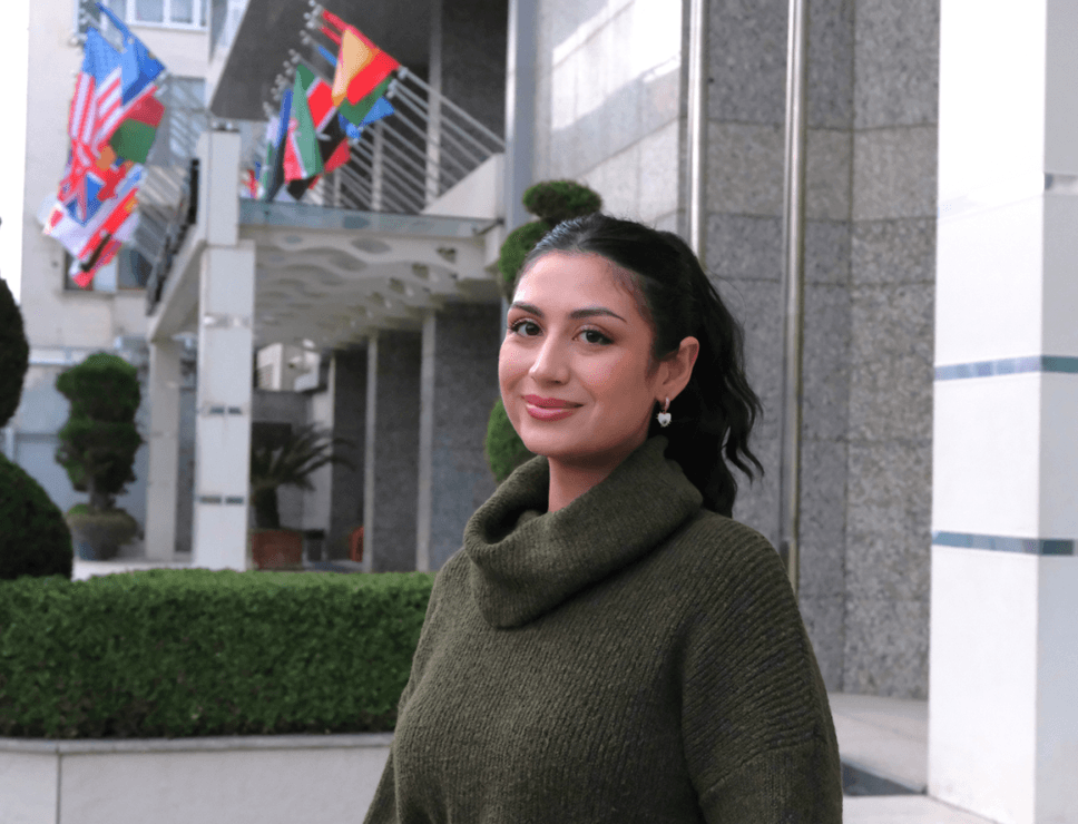 Boztepe went to Hong Kong for graduate education and pioneered the establishment of the Turkish Student Association