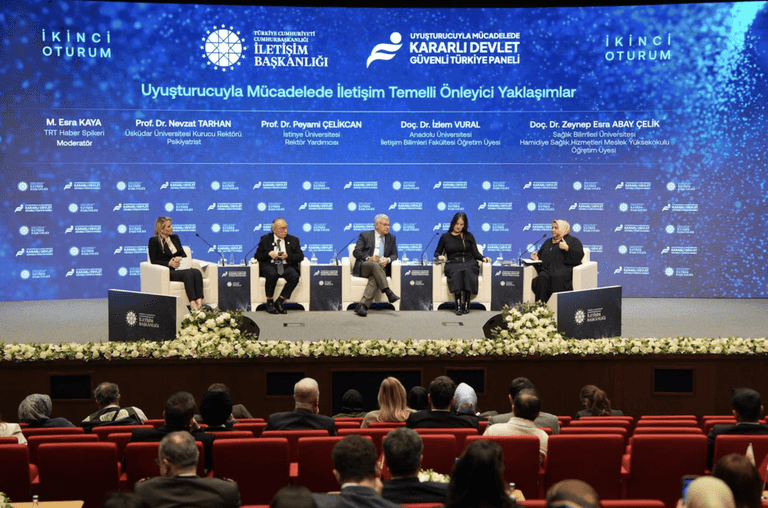 Empatik iletişim güçlendikçe bağımlılık ihtiyacı azalıyor