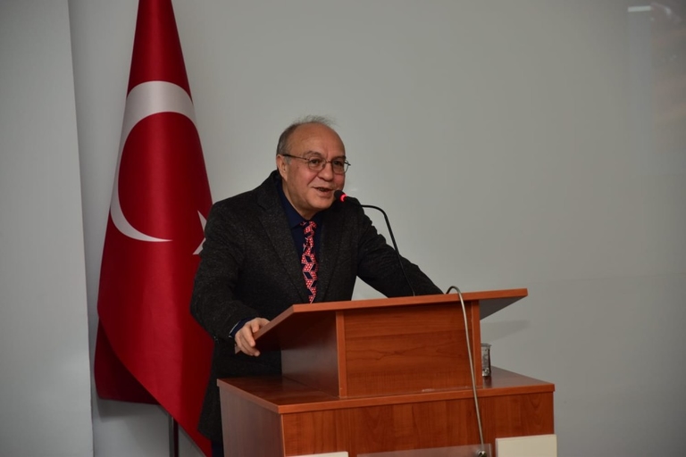 Prof. Muhsin Konuk met with students in Eskişehir