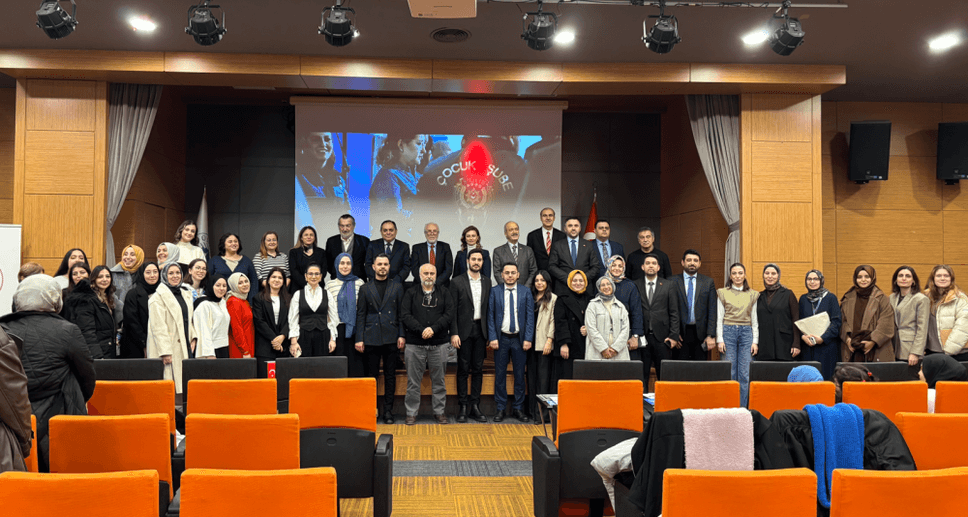 Juvenile delinquency addressed in all its dimensions