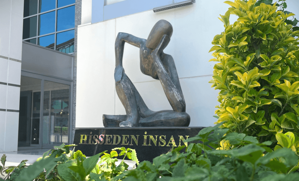 Hisseden İnsandan, Hisseden Üniversiteye!