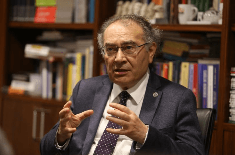 Prof. Dr. Nevzat Tarhan:  “Kendini sergileme fetişizmi tek başına suç eğilimi değil, ama risk faktörü!”