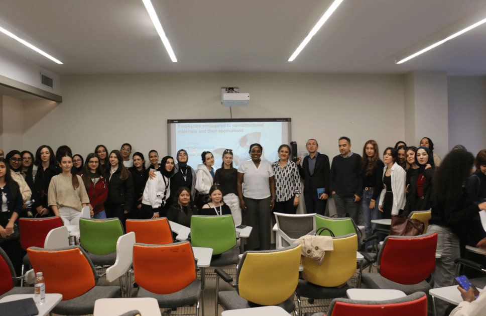 Doç. Dr. Muthumuni Managa, Üsküdar’da seminer verdi